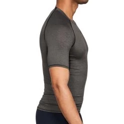 Under Armour Mens HeatGear Compression Shirt (Black) 15 Under Armour Mens HeatGear Compression Shirt (Black) -Fitness Equipment Store k00128d5df97993f08b73a2587f4e3385
