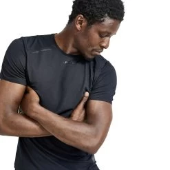 Craft Mens Pro Hypervent ShortSleeved TShirt (Black) -Fitness Equipment Store k0e5326a1bc0721bd6deebf6e981878f5
