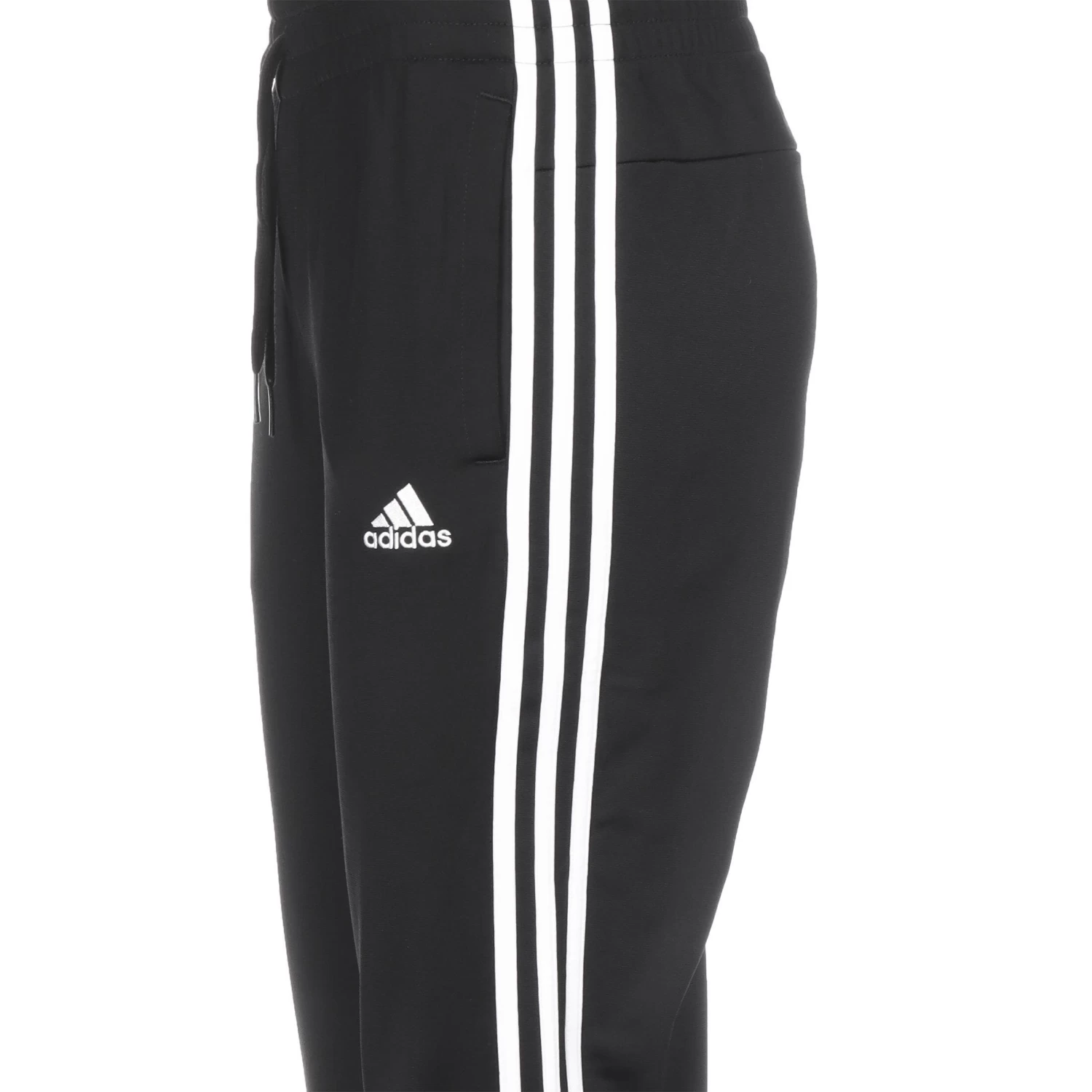 ADIDAS Essentials 3 12 ADIDAS Essentials 3 - Image 10