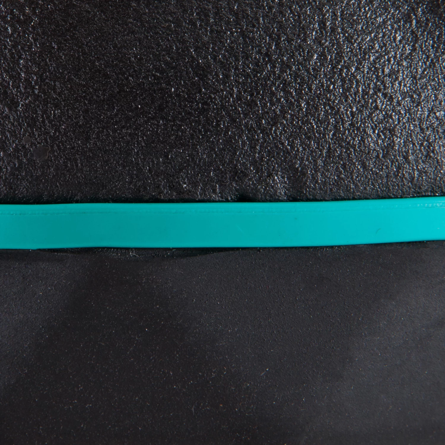 CORENGTH Kettlebell 6kg Cast Iron & Rubber Base 8 CORENGTH Kettlebell 6kg Cast Iron & Rubber Base - Image 6