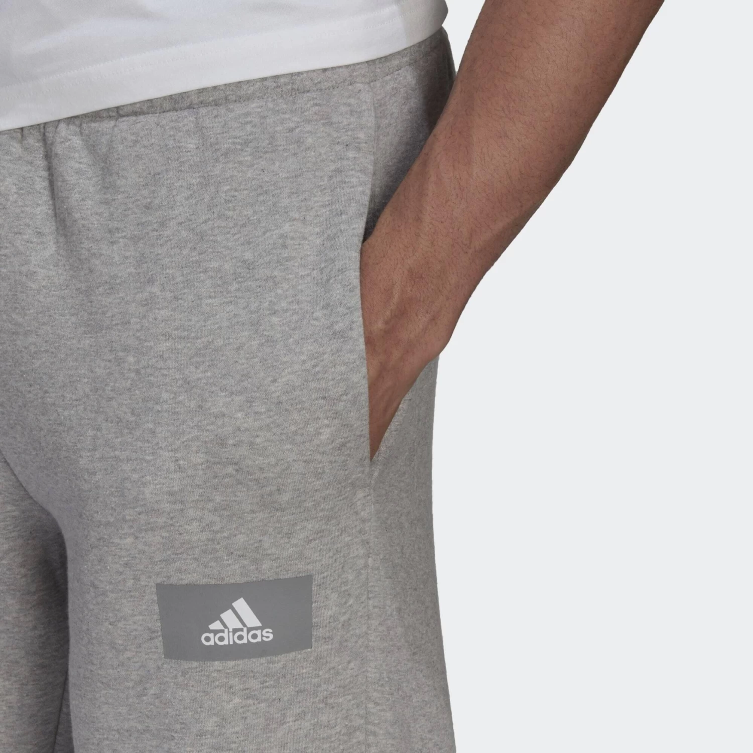 ADIDAS Essentials FeelVivid Cotton Fleece Straight Leg Sweat Pants 7 ADIDAS Essentials FeelVivid Cotton Fleece Straight Leg Sweat Pants - Image 5