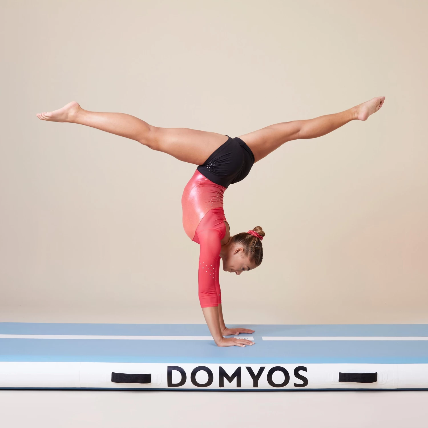 Girls' Gym Shorts 900 7 Girls' Gym Shorts 900 - Image 5