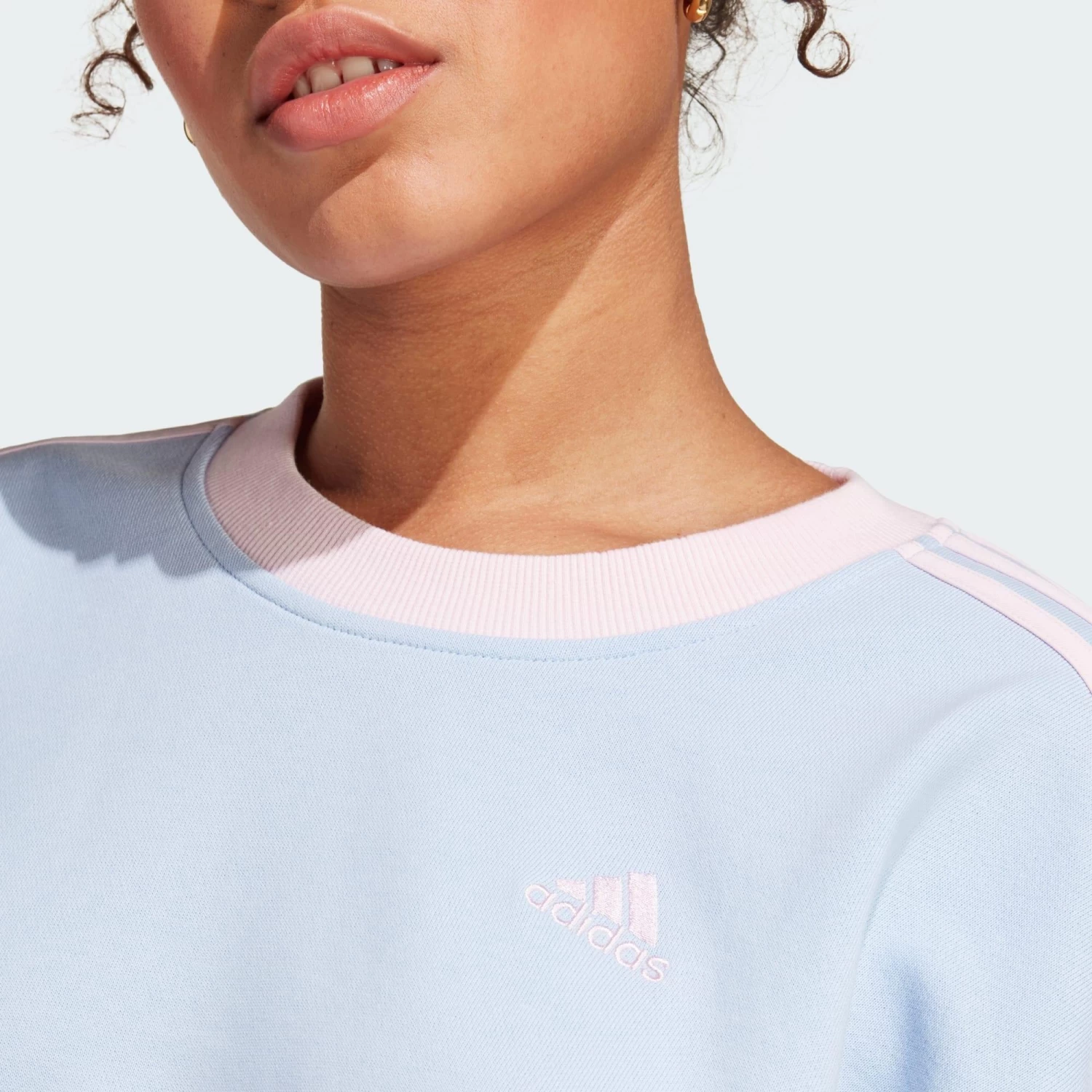 ADIDAS Essentials 3 22 ADIDAS Essentials 3 - Image 20