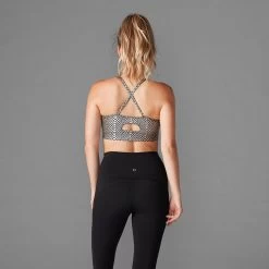 Fitness-Mad Womens/Ladies Metallic Sports Bra (Silver/Black) -Fitness Equipment Store k47363bee3082eee7818f1b7b6d3041c6