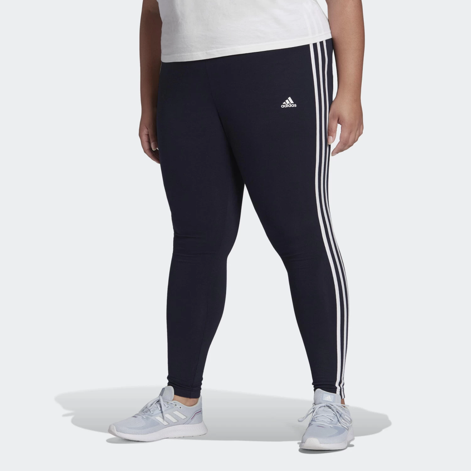 ADIDAS Essentials 3 8 ADIDAS Essentials 3 - Image 6