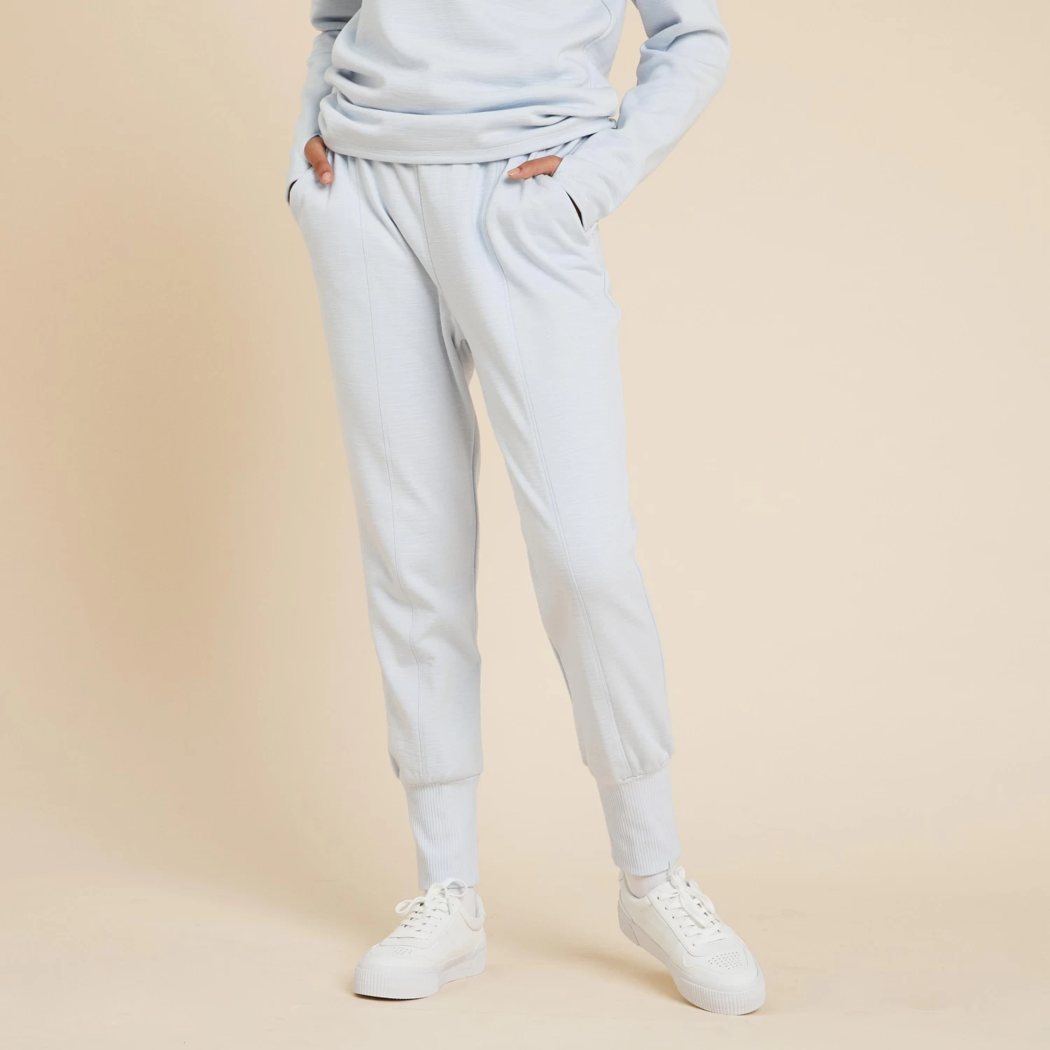 Women's Carrot Gentle Yoga Bottoms 2 Women's Carrot Gentle Yoga Bottoms