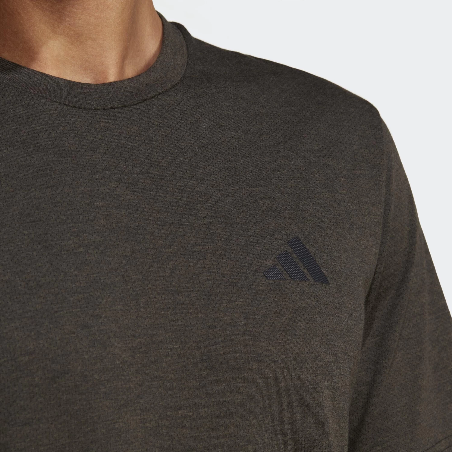 ADIDAS Train Essentials Comfort Training Tee 6 ADIDAS Train Essentials Comfort Training Tee - Image 4