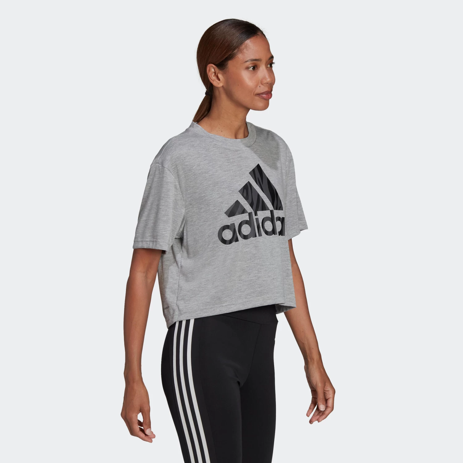 ADIDAS Women's Fitness Cropped T-Shirt Essentials 5 ADIDAS Women's Fitness Cropped T-Shirt Essentials - Image 3