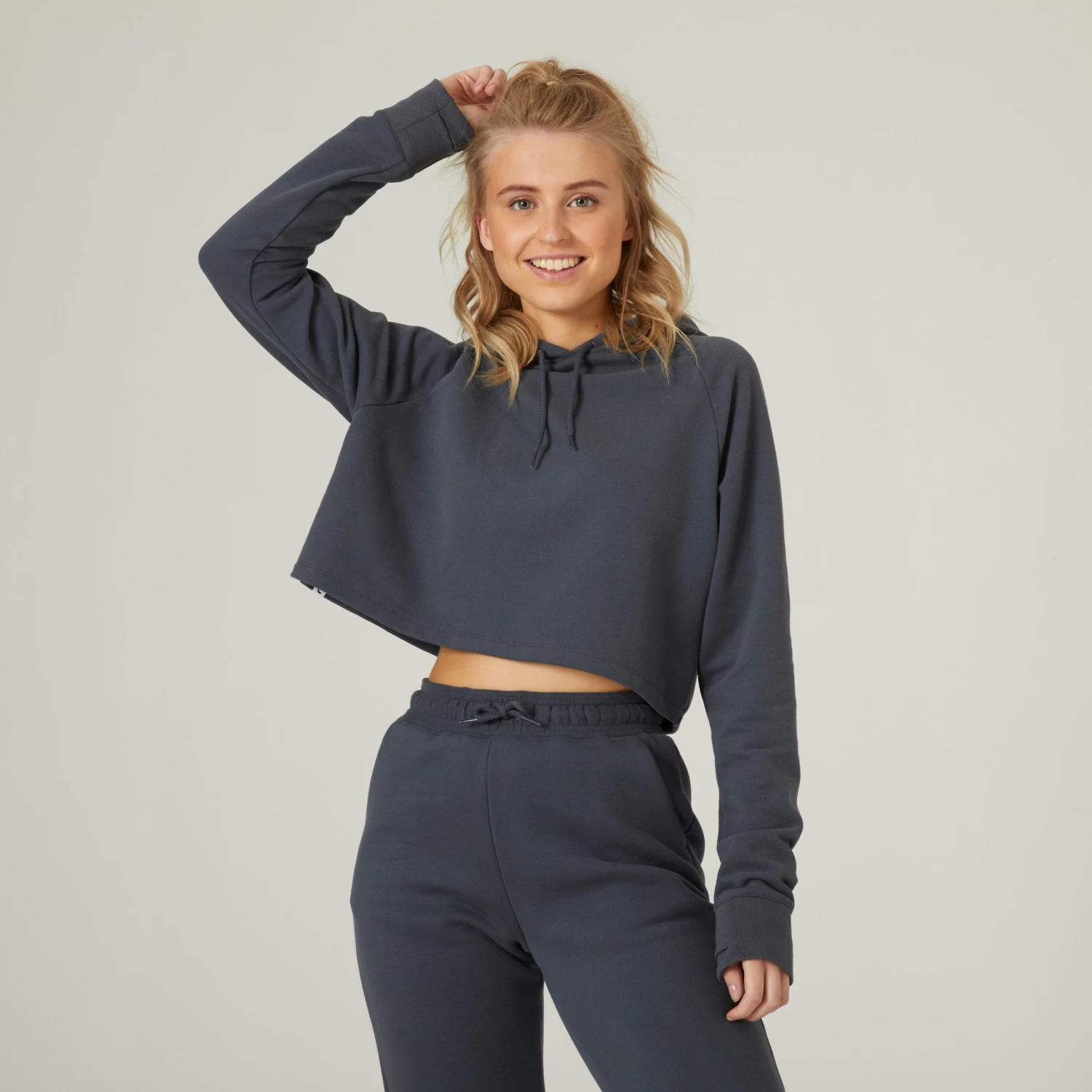Women's Fitness Cropped Hoodie 520 3 Women's Fitness Cropped Hoodie 520