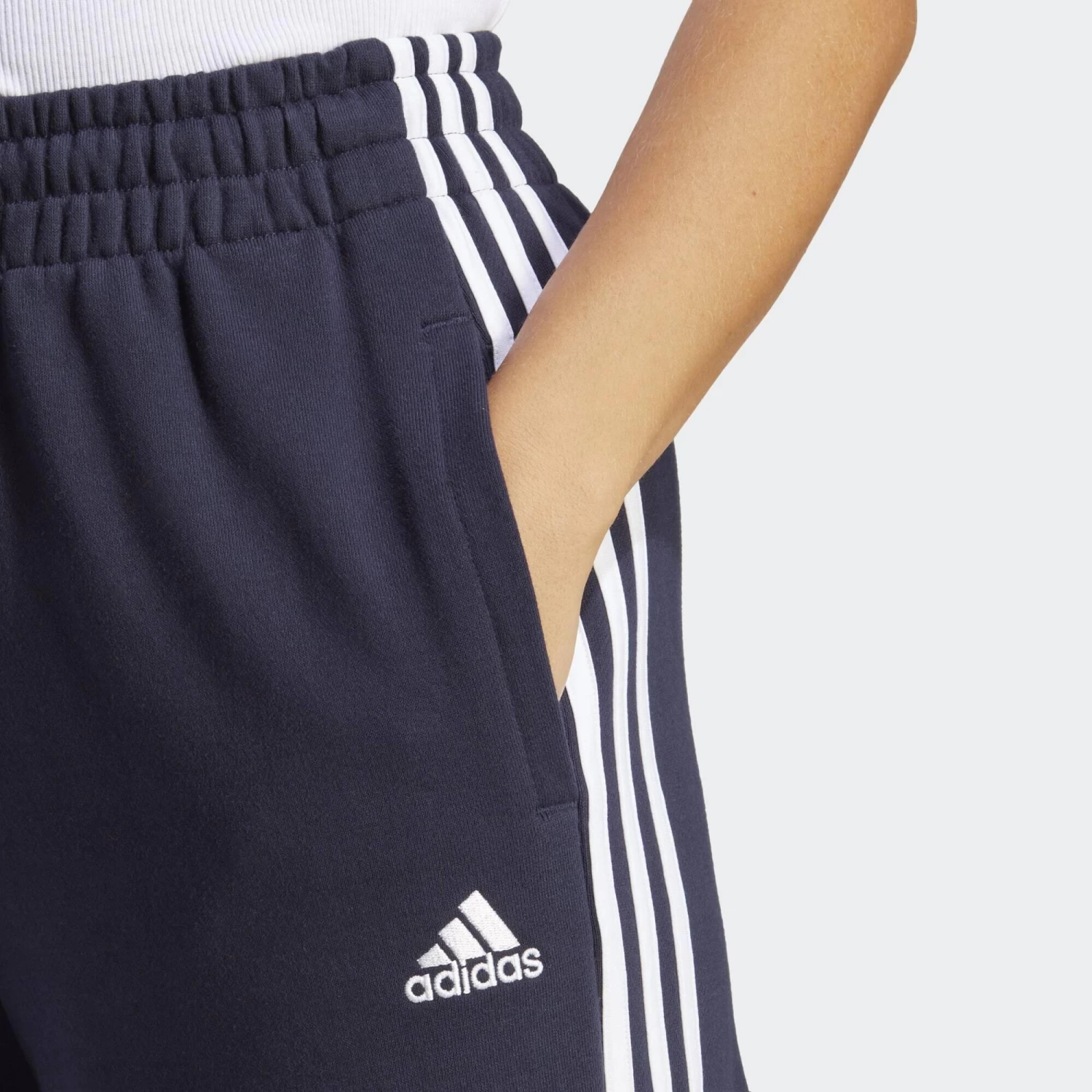 ADIDAS Essentials 3-Stripes French Terry Loose 6 ADIDAS Essentials 3-Stripes French Terry Loose - Image 4