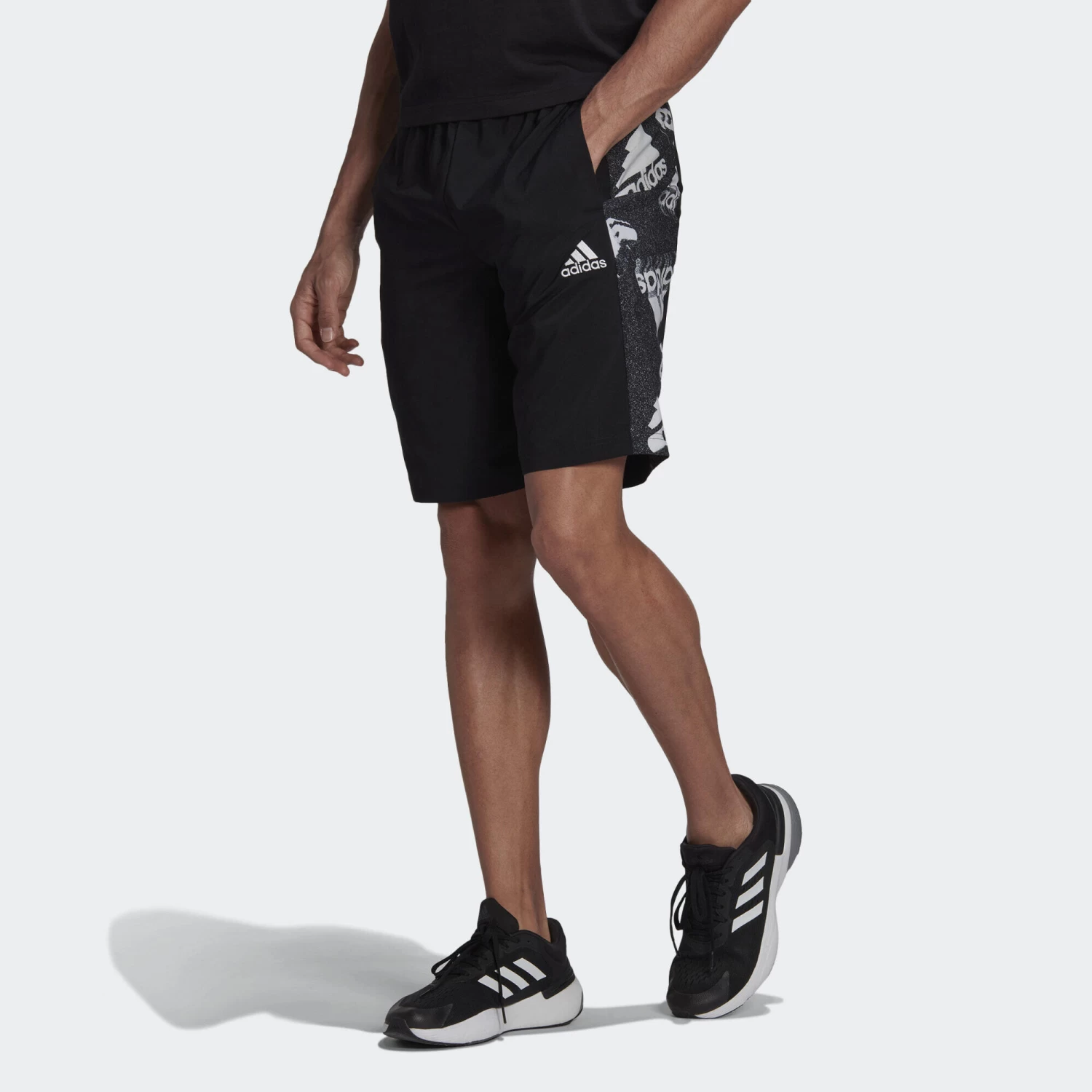 ADIDAS Essentials BrandLove Woven Shorts 3 ADIDAS Essentials BrandLove Woven Shorts