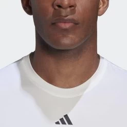 ADIDAS Techfit Training Tee 35 ADIDAS Techfit Training Tee -Fitness Equipment Store kb7b56c3ce872a1073915d427d142fdb1