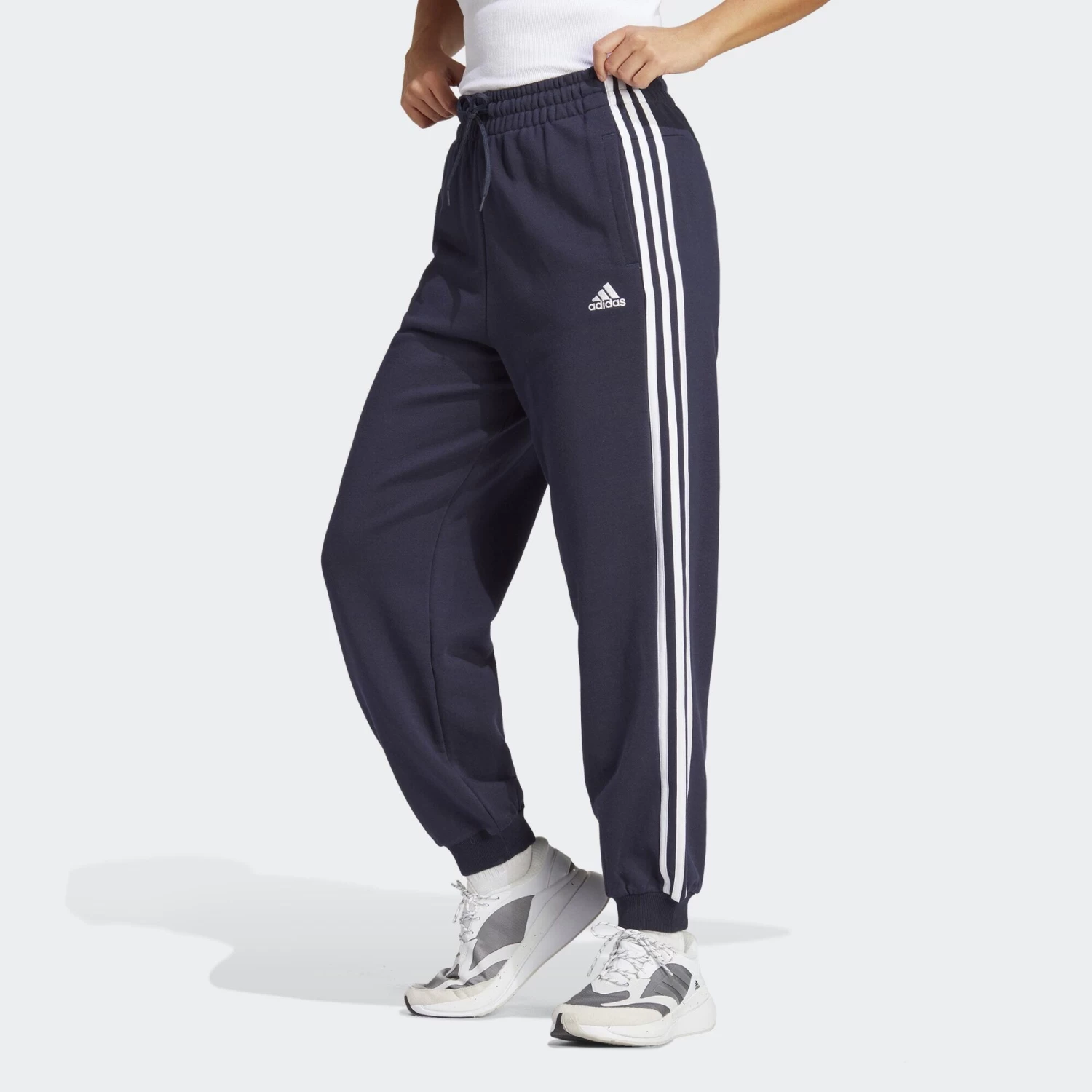 ADIDAS Essentials 3-Stripes French Terry Loose 3 ADIDAS Essentials 3-Stripes French Terry Loose