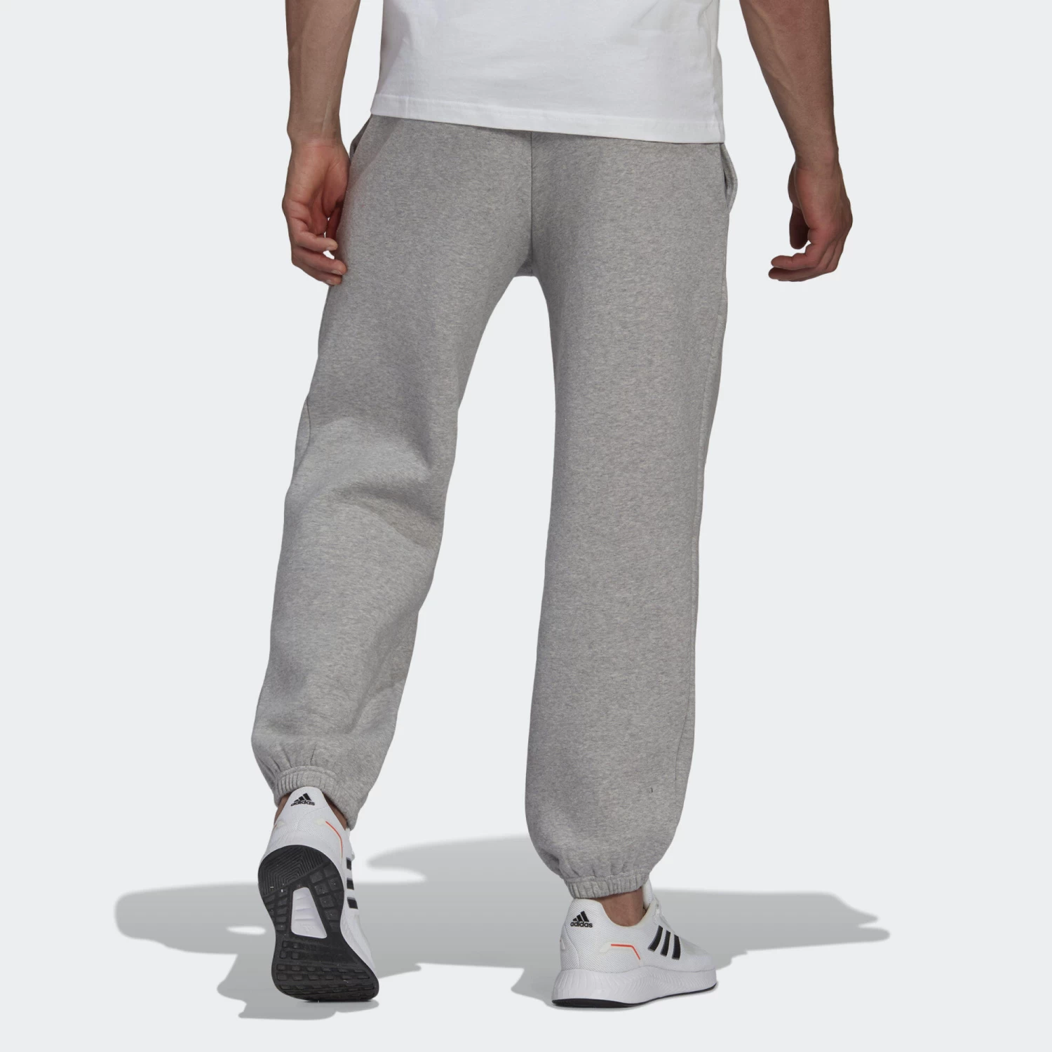 ADIDAS Essentials FeelVivid Cotton Fleece Straight Leg Sweat Pants 6 ADIDAS Essentials FeelVivid Cotton Fleece Straight Leg Sweat Pants - Image 4