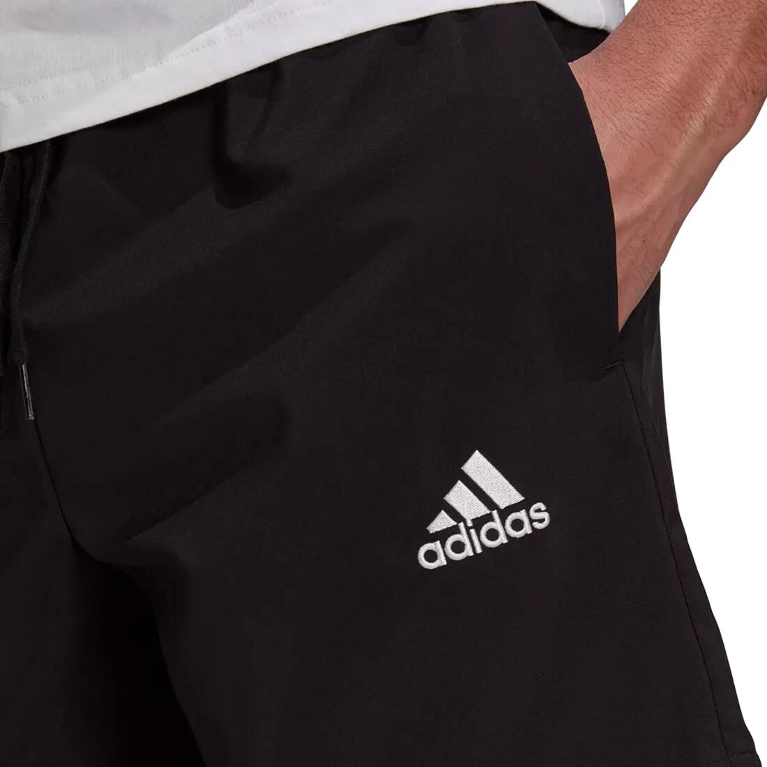 ADIDAS AEROREADY Essentials Chelsea Small Logo Shorts 4 ADIDAS AEROREADY Essentials Chelsea Small Logo Shorts - Image 2