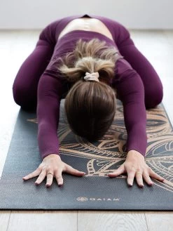 Gaiam Bronze Medallion Premium Metallic Yoga Mat 6mm -Fitness Equipment Store kd29e2d7575053cf78e3b51f130bc945c