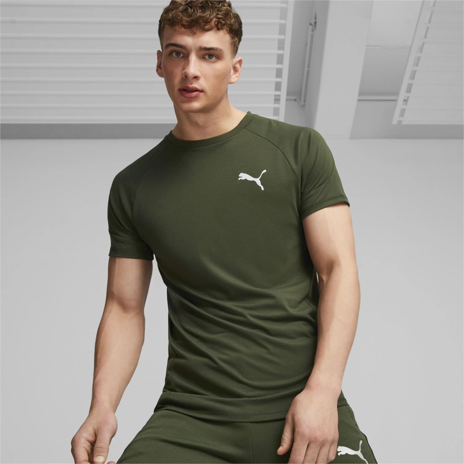 PUMA Mens EVOSTRIPE T-Shirt 4 PUMA Mens EVOSTRIPE T-Shirt - Image 2