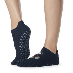 Fitness-Mad Womens/Ladies Mickey Mouse Disney Sequins Toe Socks (Black/Red/White) -Fitness Equipment Store ke3a617b4cd13c89dec4f8a6a22227fae