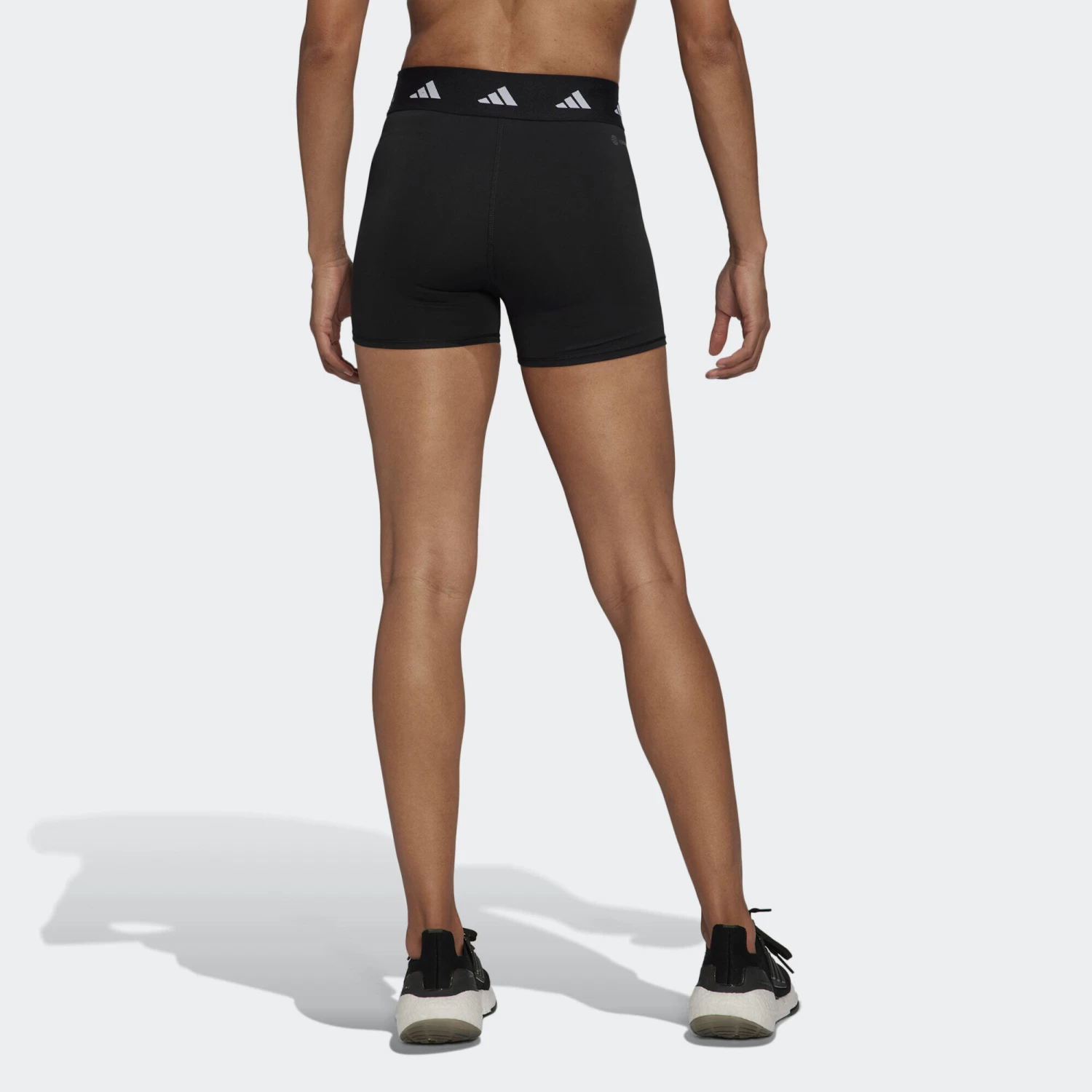 ADIDAS Techfit Short Leggings 6 ADIDAS Techfit Short Leggings - Image 4